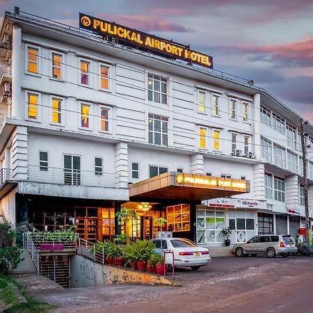 Pulickal Airport Hotel 恩德培 外观 照片